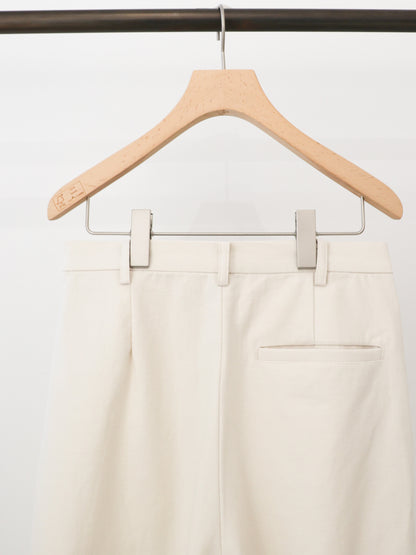 back satin 2tuck pants
