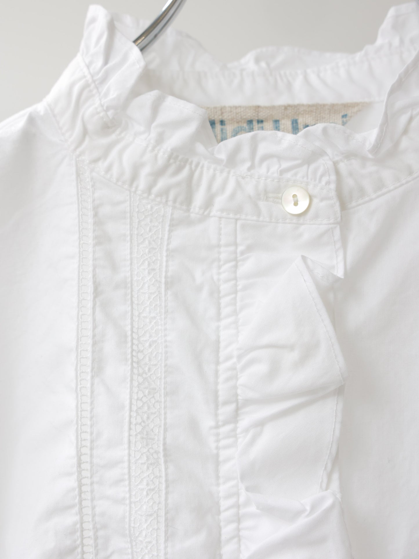 front frill lace shirt