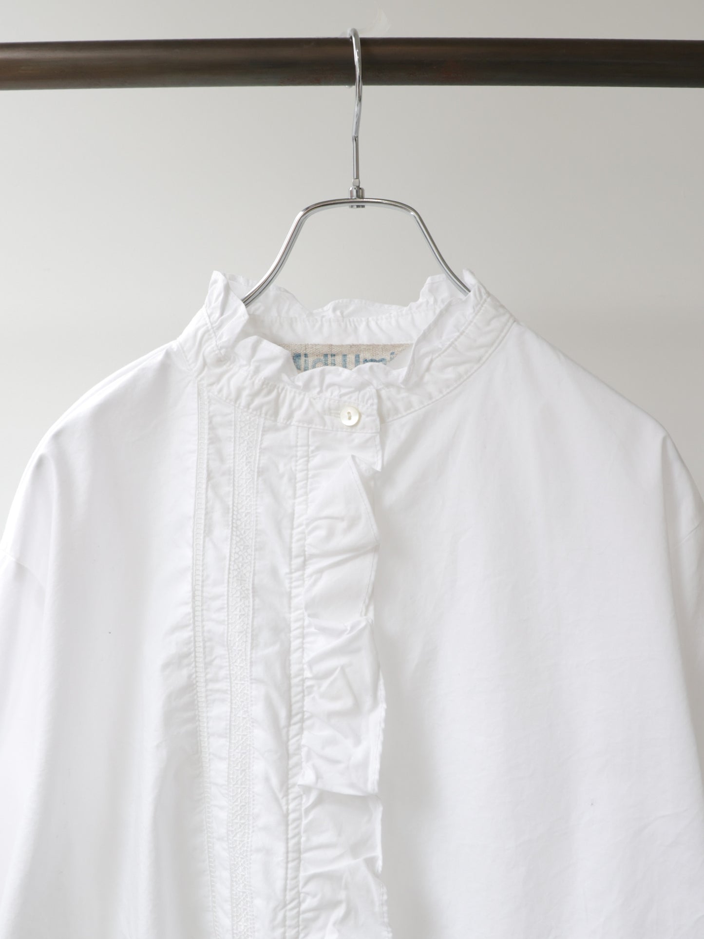 front frill lace shirt