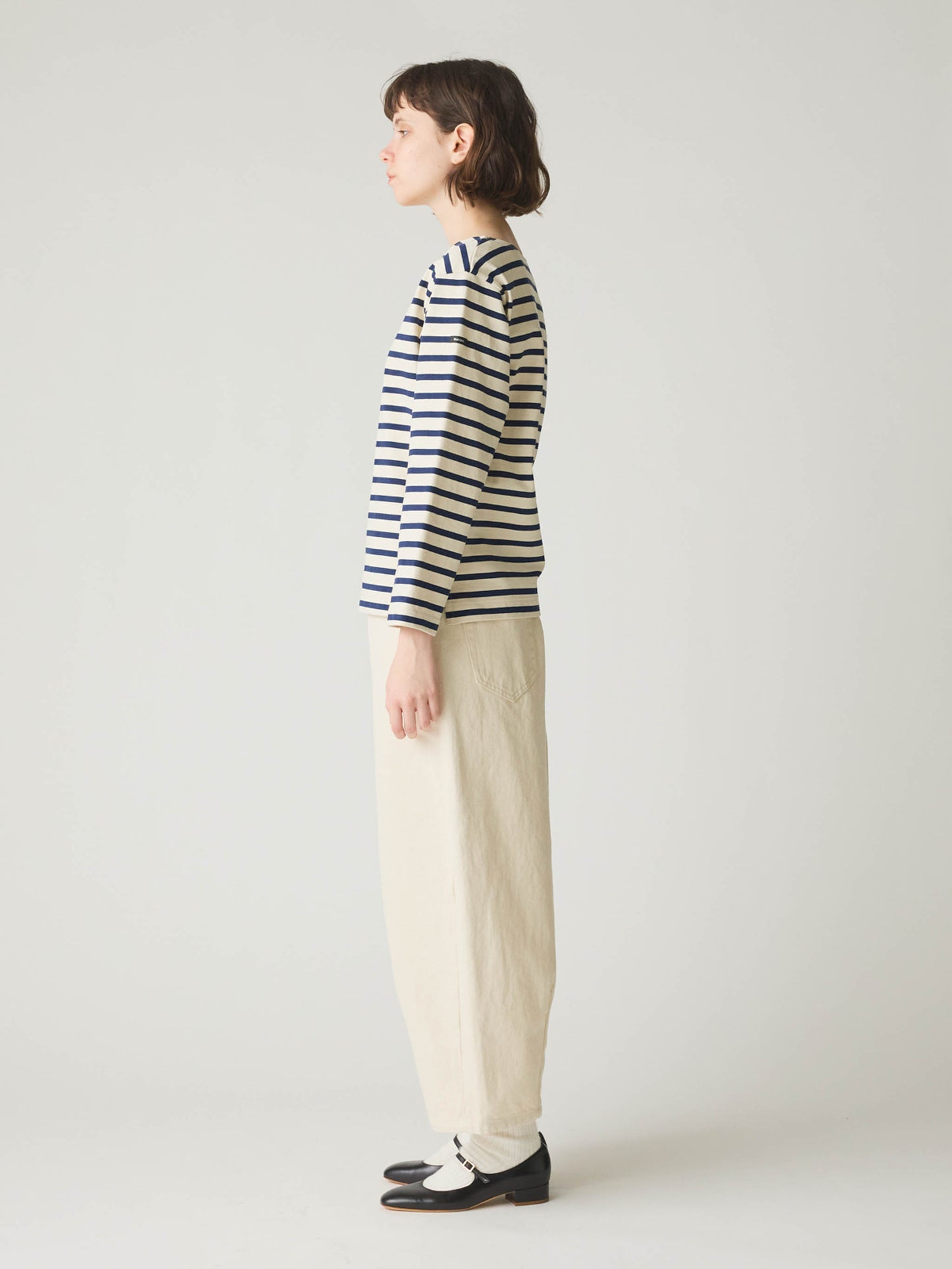 hi-waist curved denim