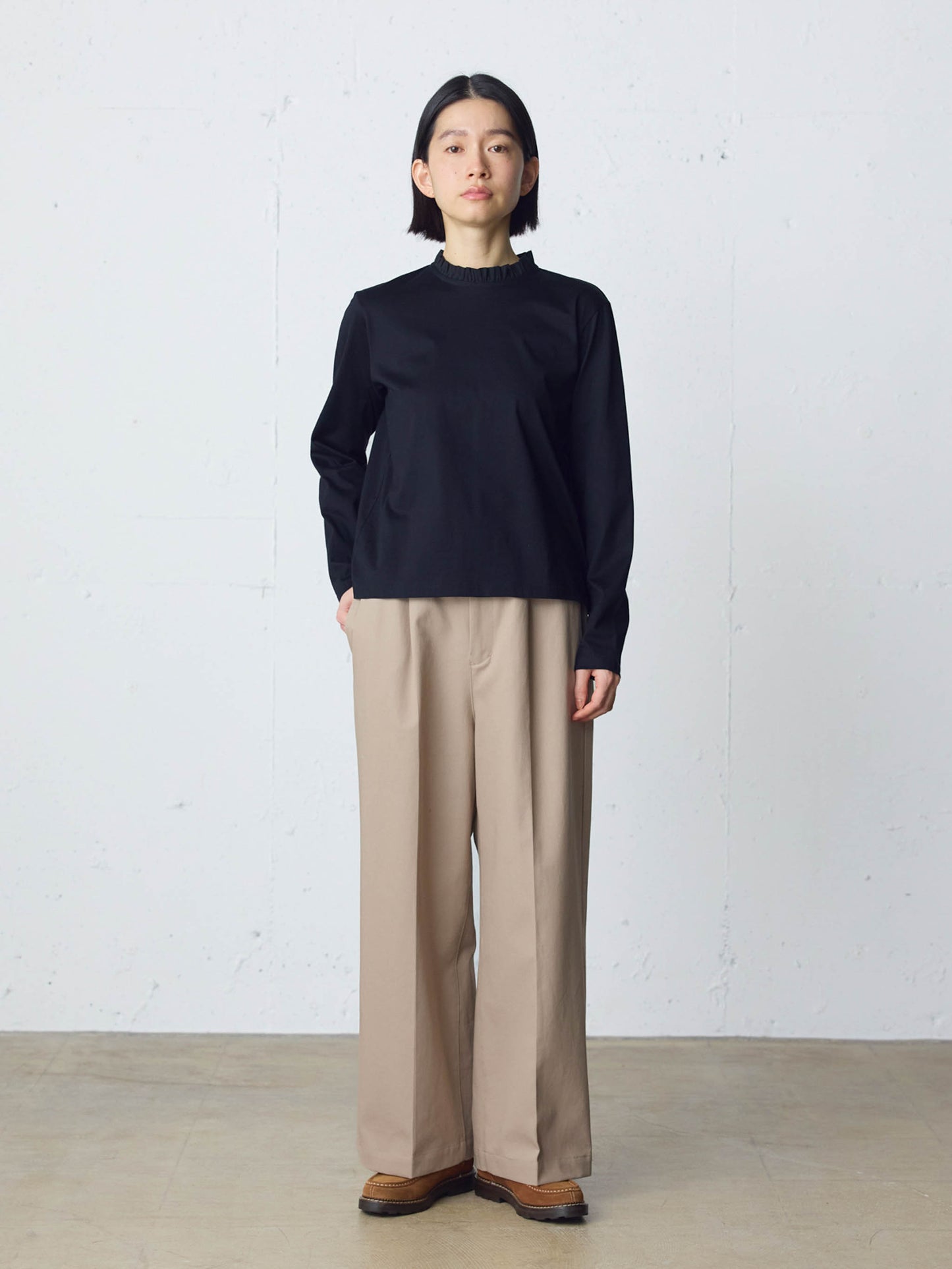 wide slacks pants