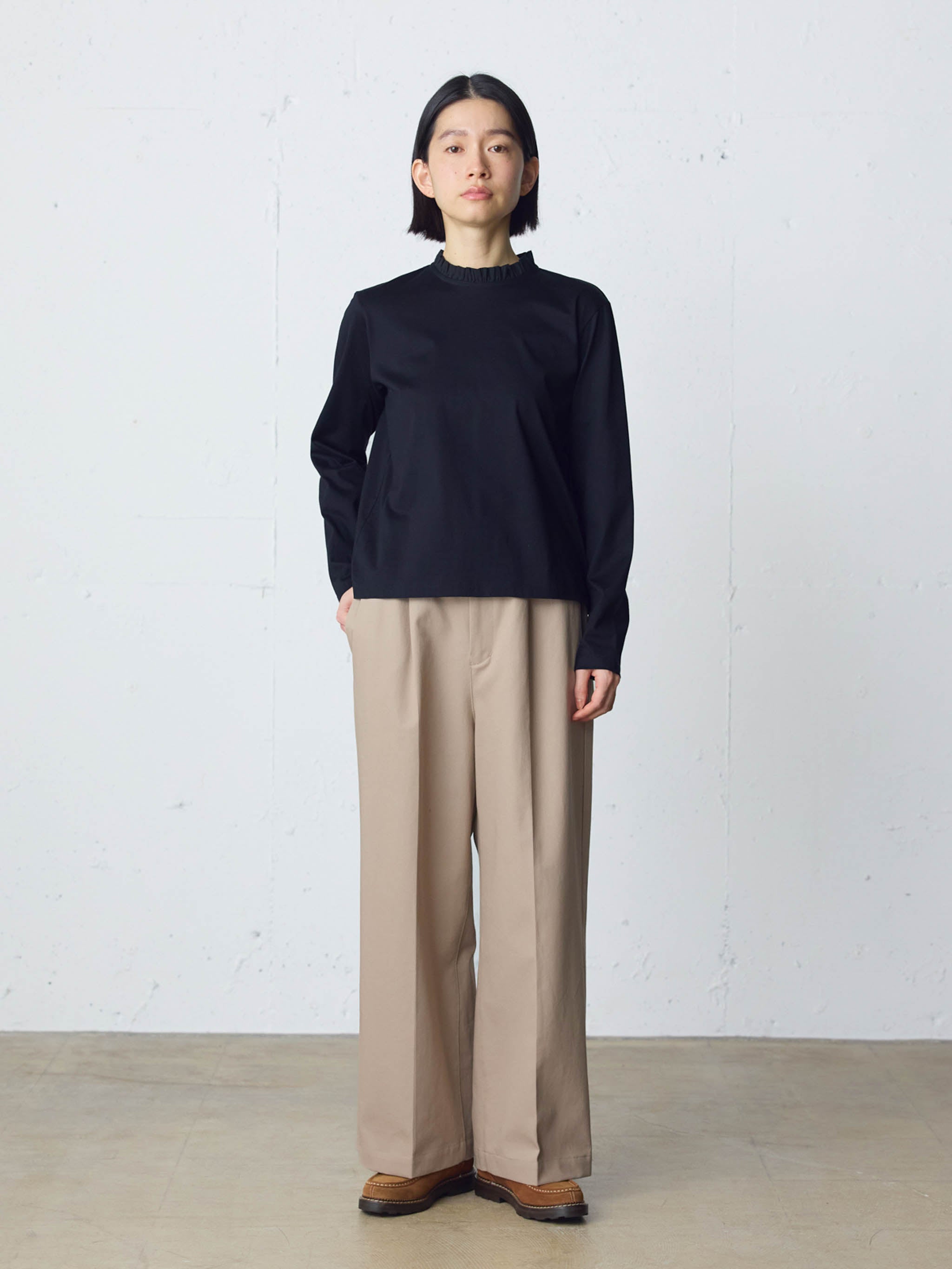 wide slacks pants