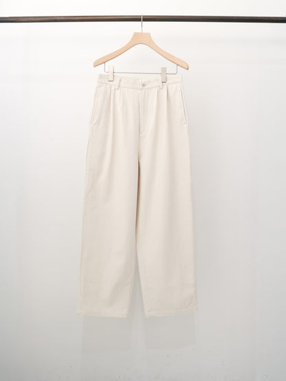 back satin 2tuck pants