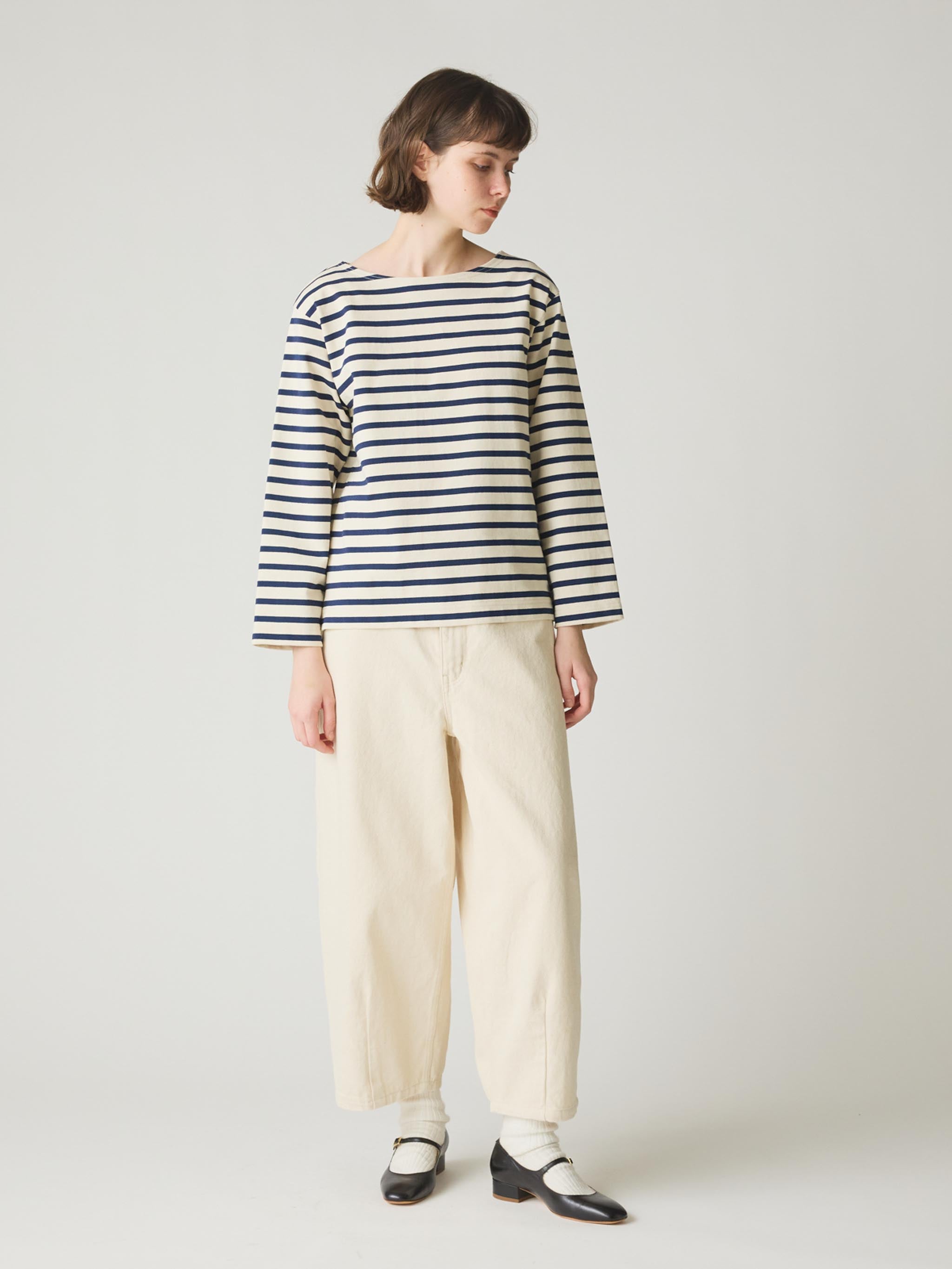 hi-waist curved denim