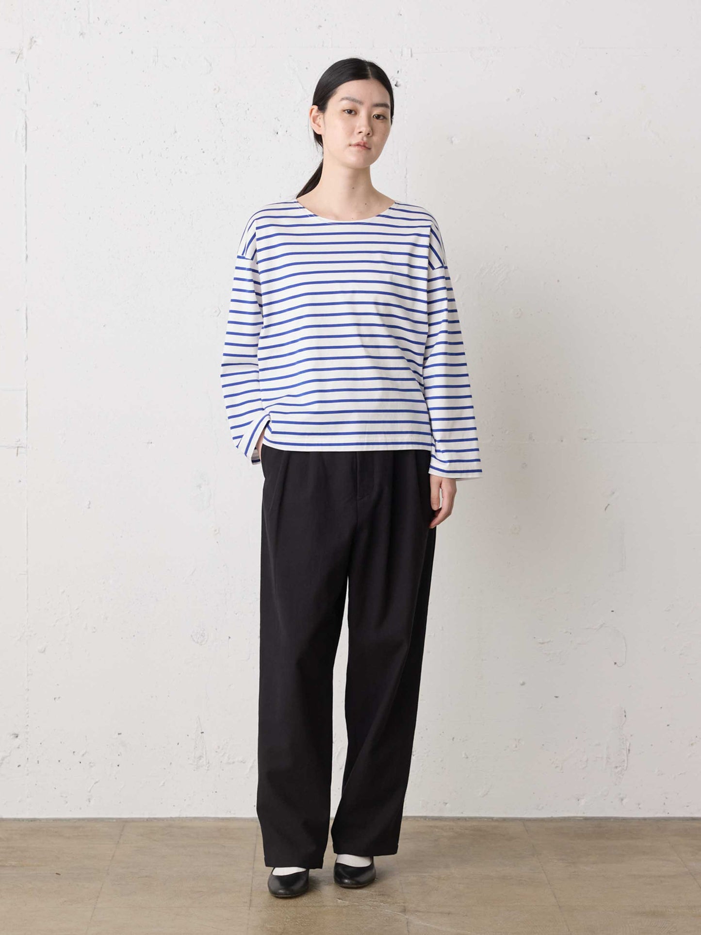 back satin 2tuck pants