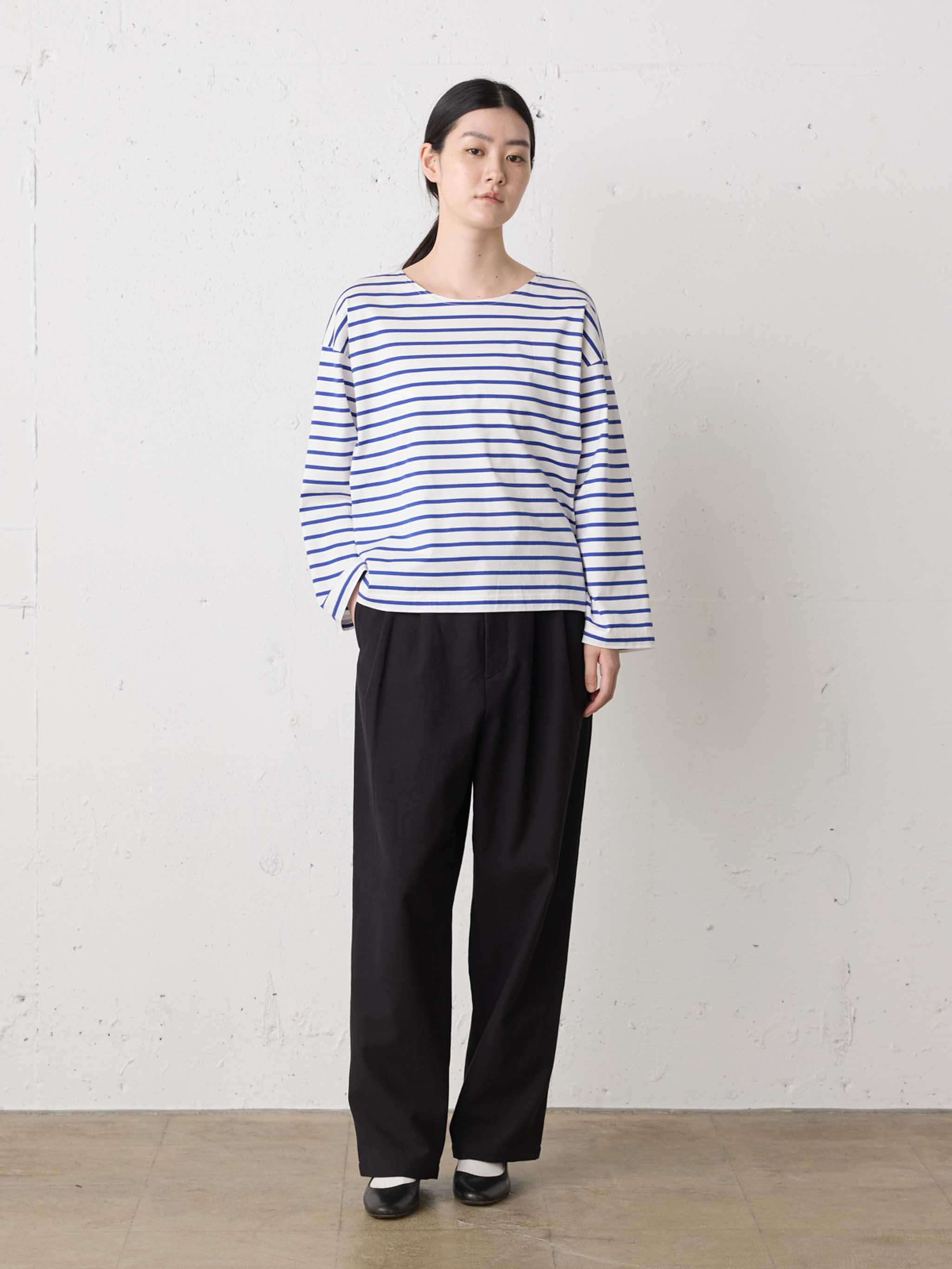 back satin 2tuck pants