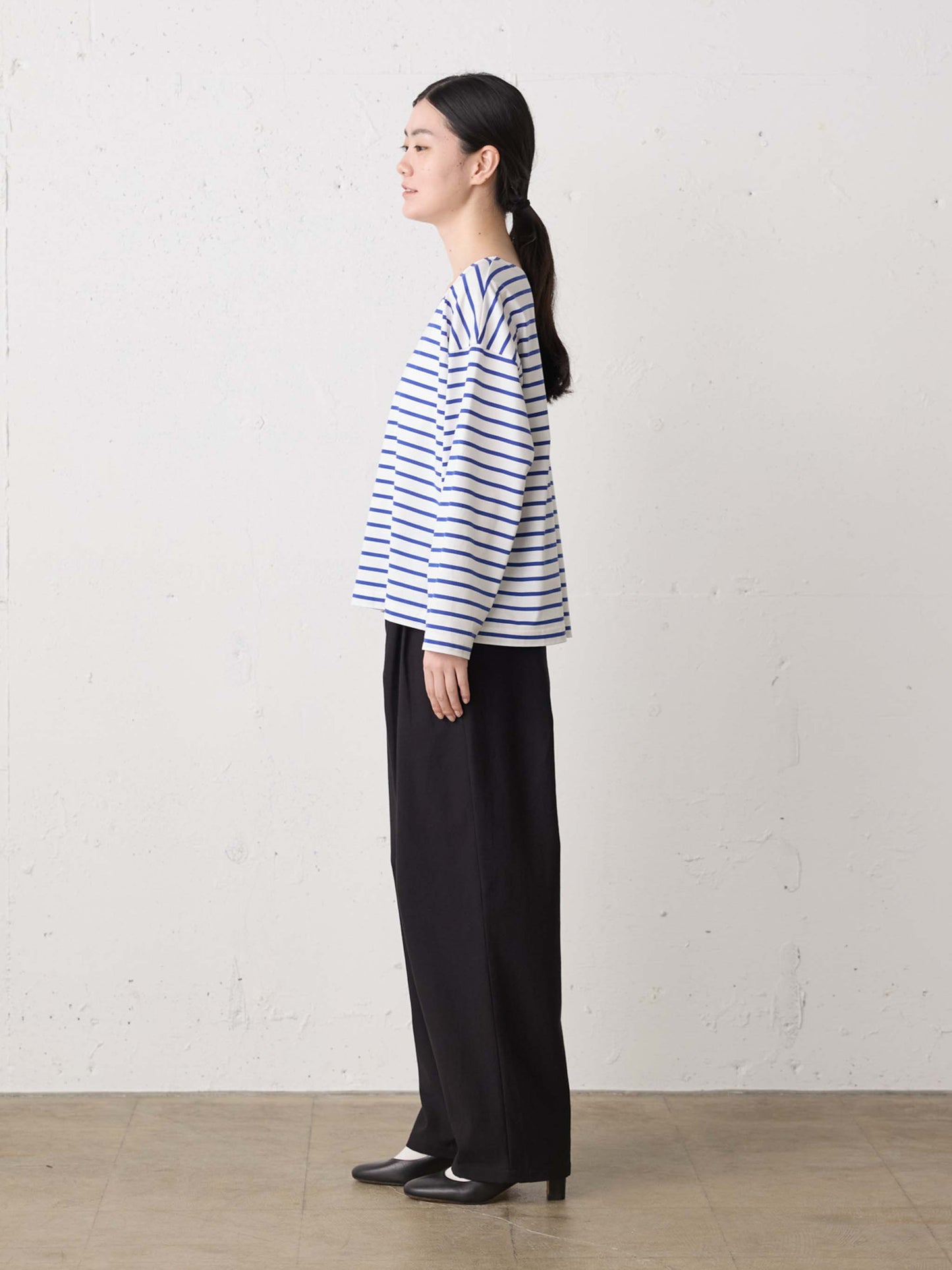 back satin 2tuck pants