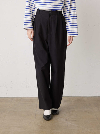 back satin 2tuck pants