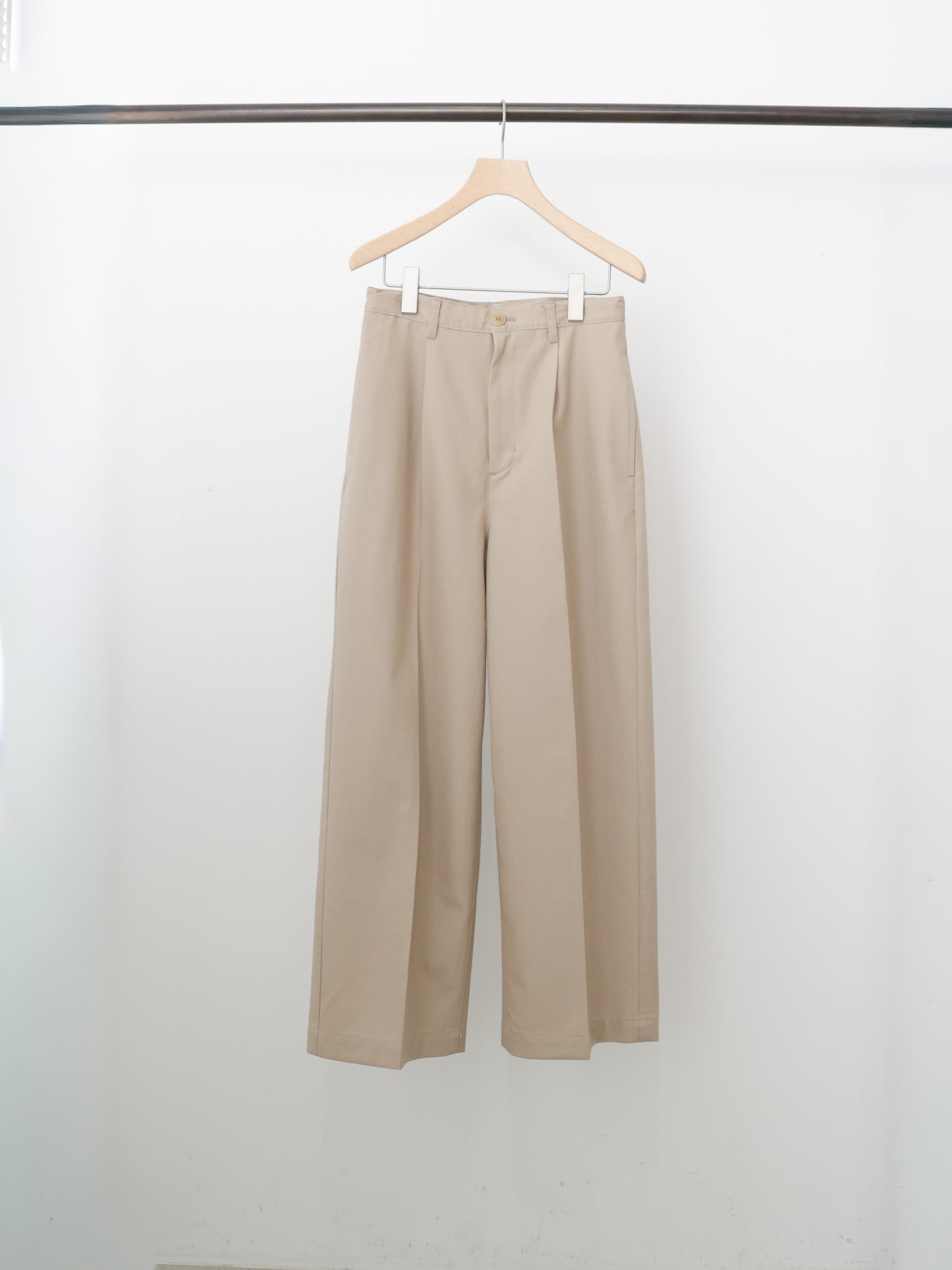 wide slacks pants