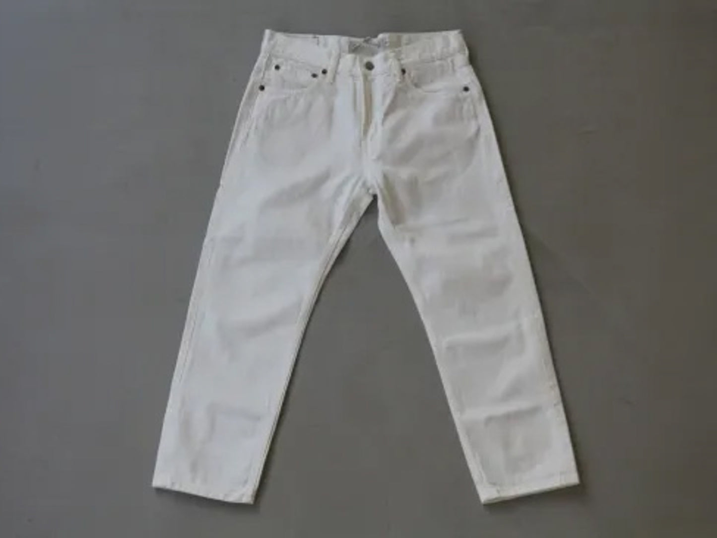 4/5 length white denim pants