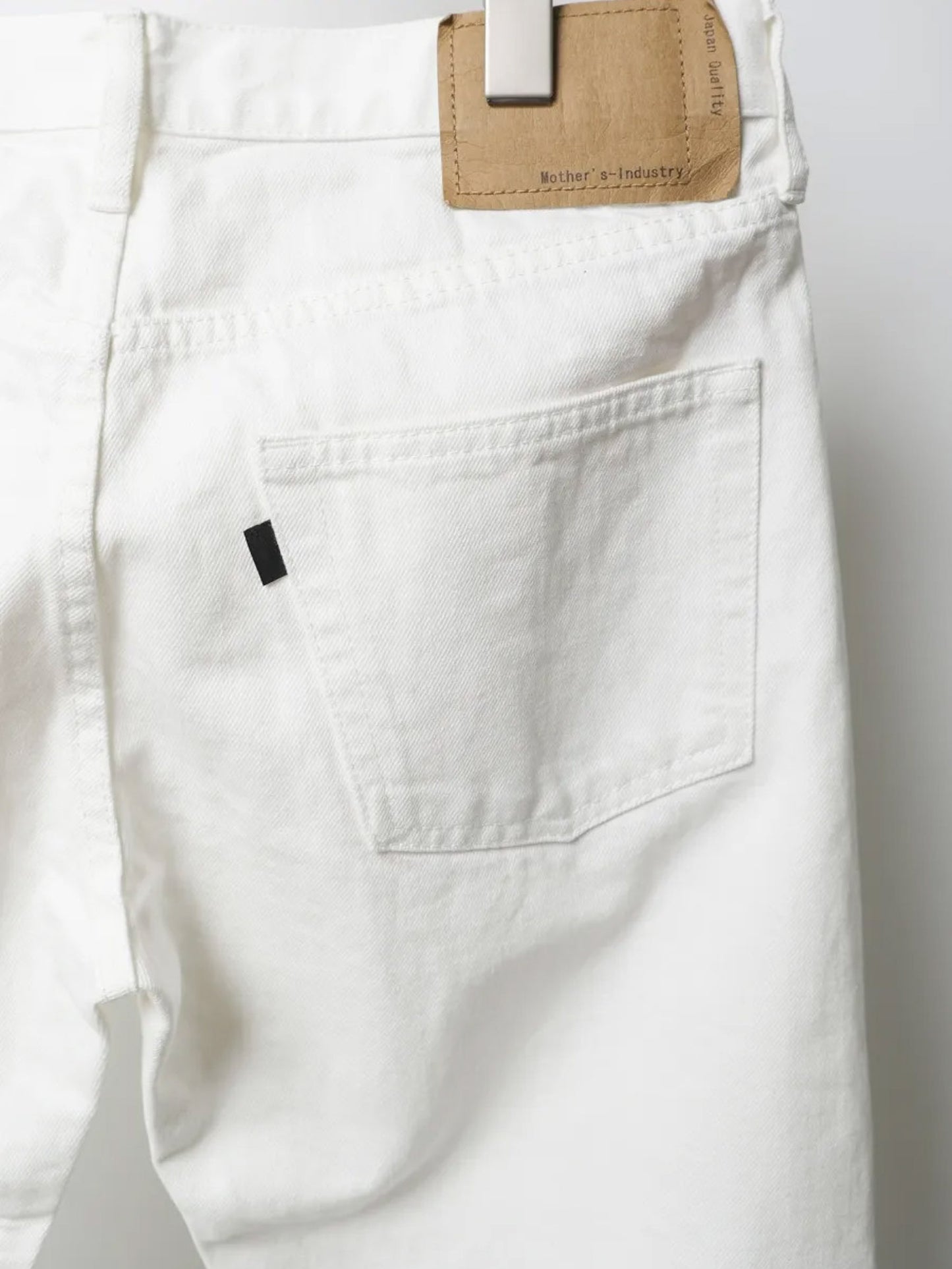 4/5 length white denim pants