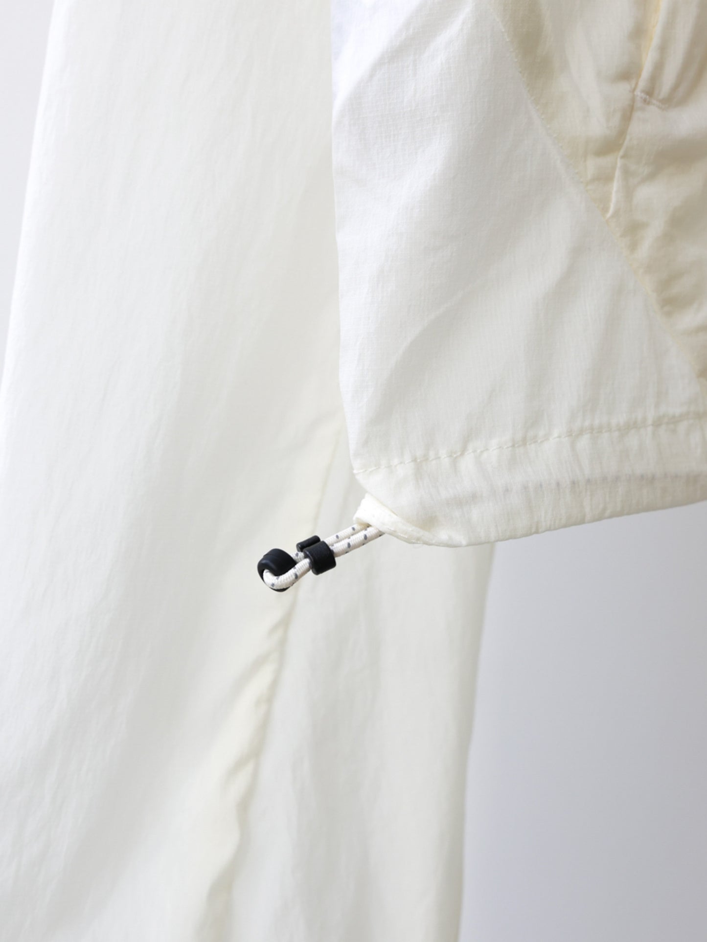 SHKout FLY JKTLC2417100 /SALOMON