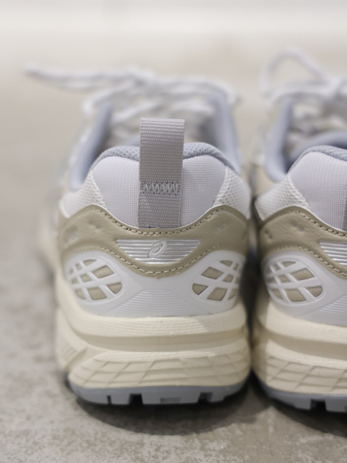 GEL-NUNOBIKI 1203A536/asics