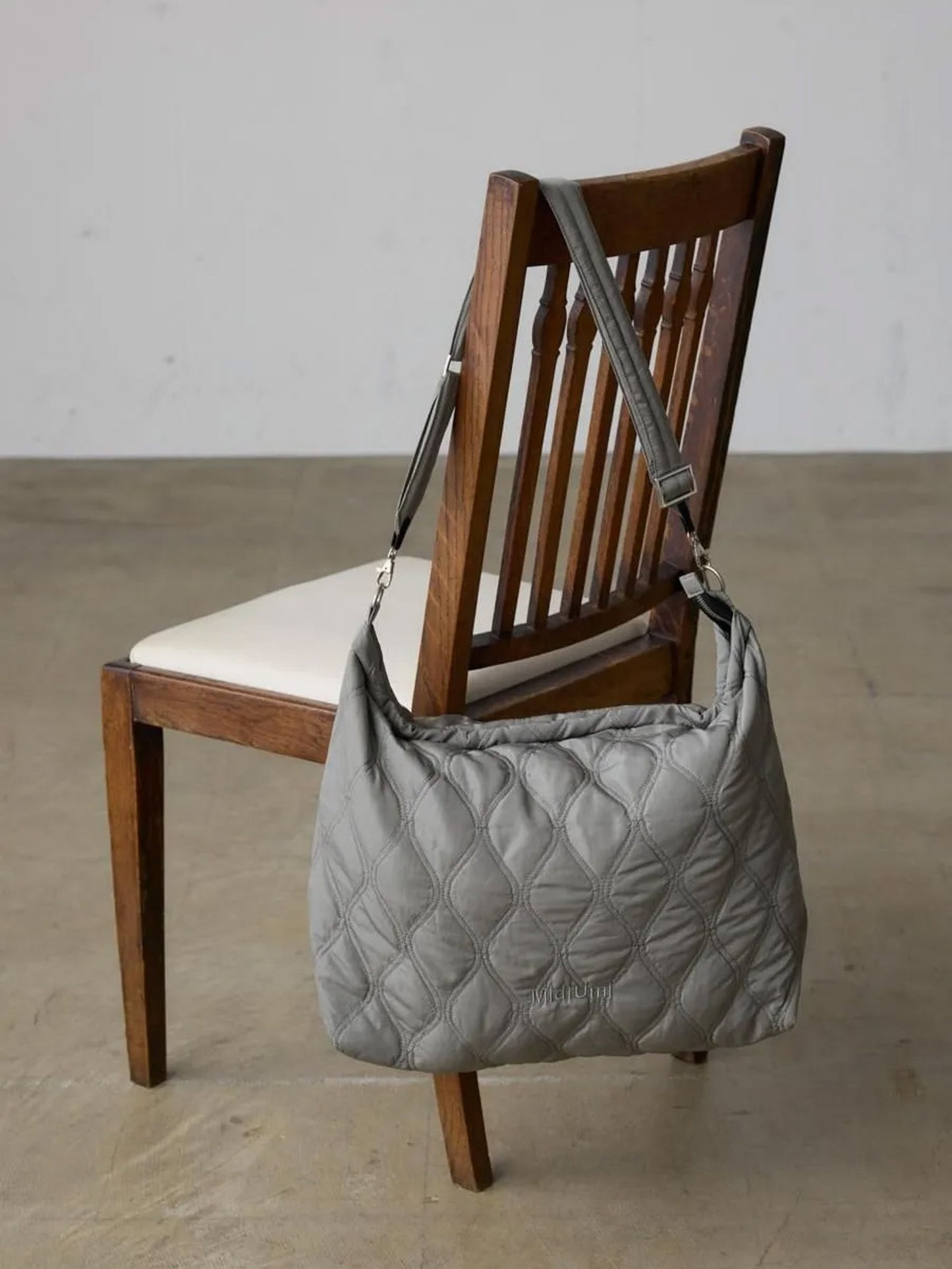 quilting shoulder bag