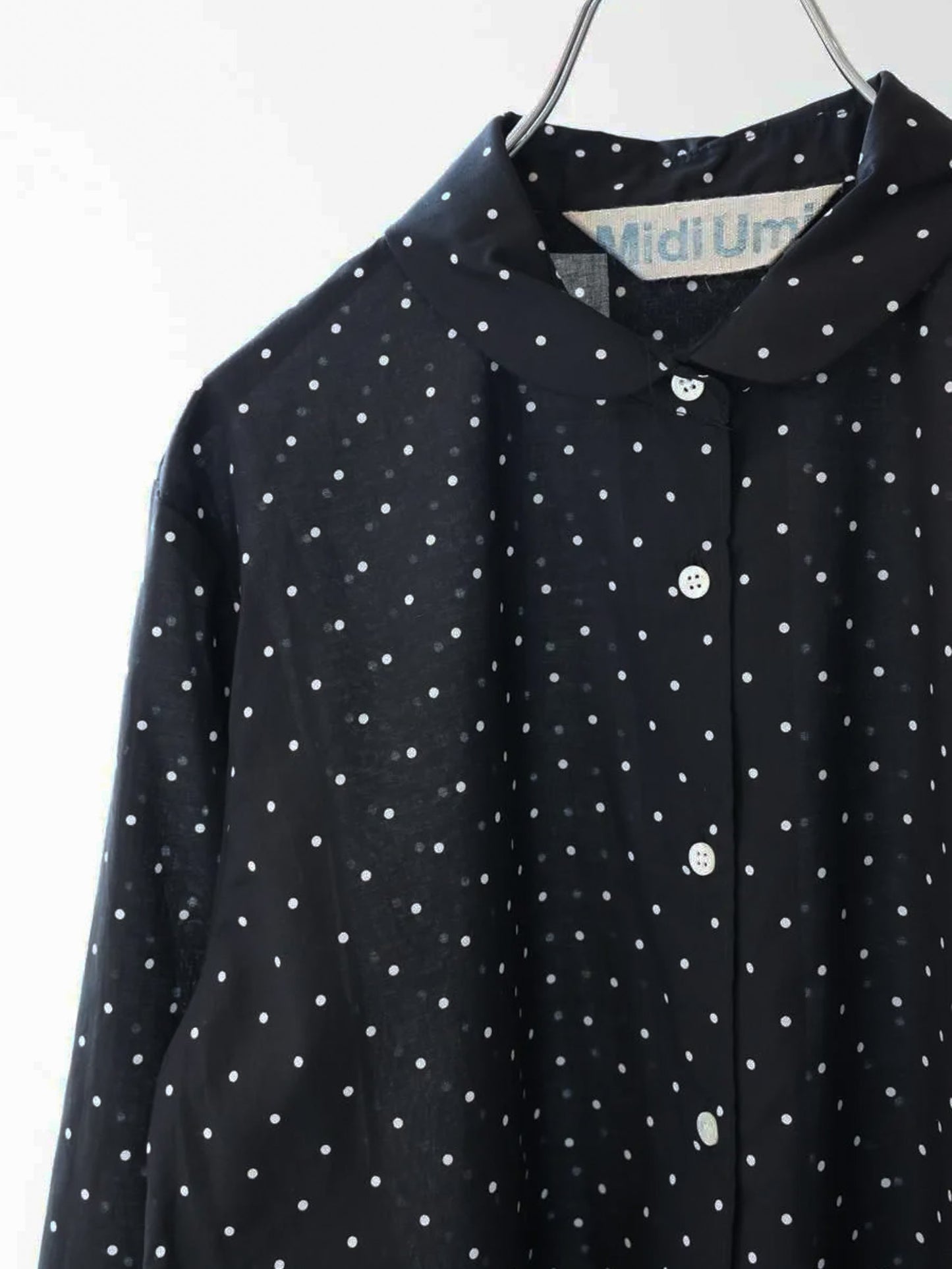dots dutch collar shirt