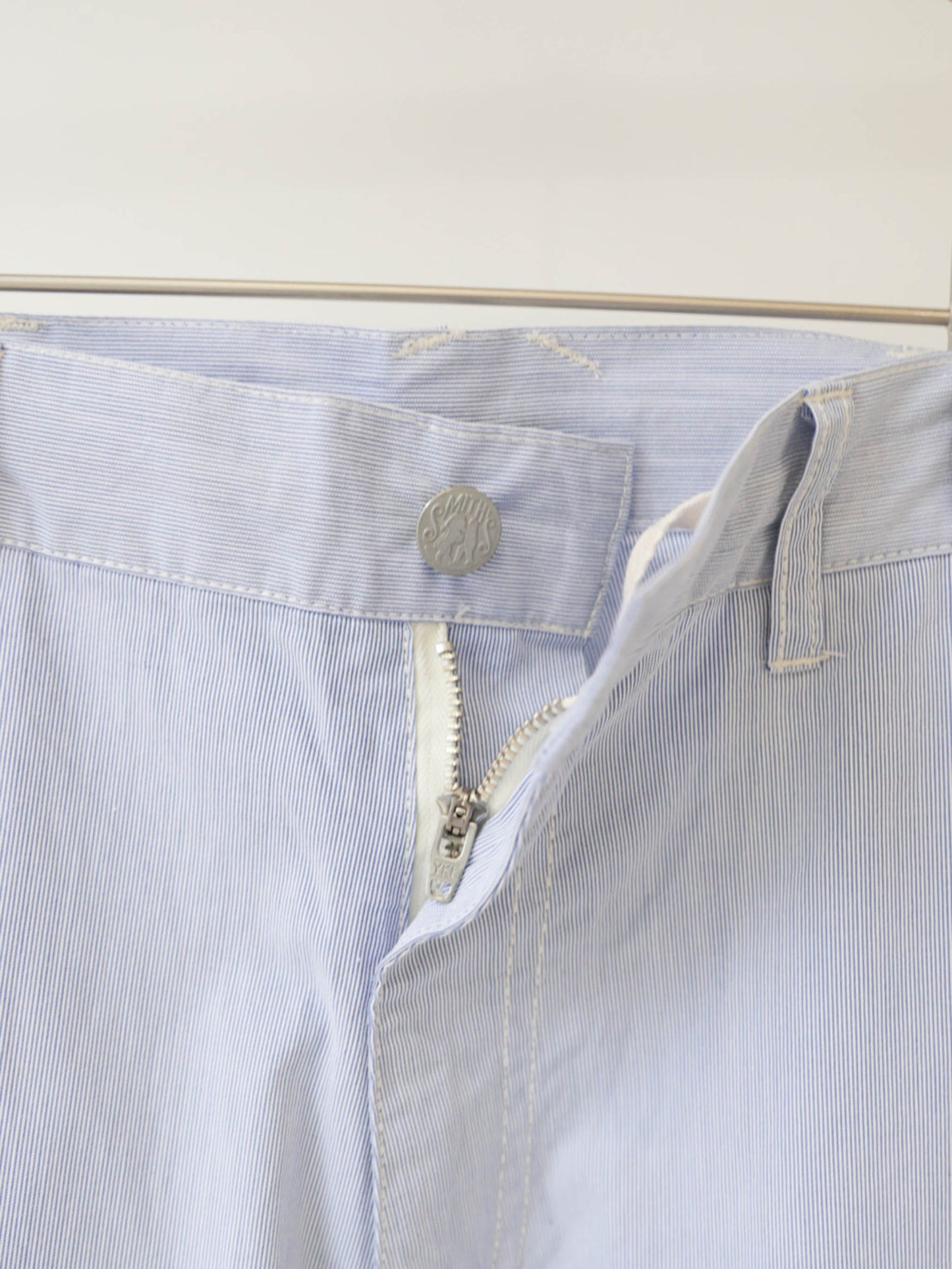 SMITH’S LES HALLES painter