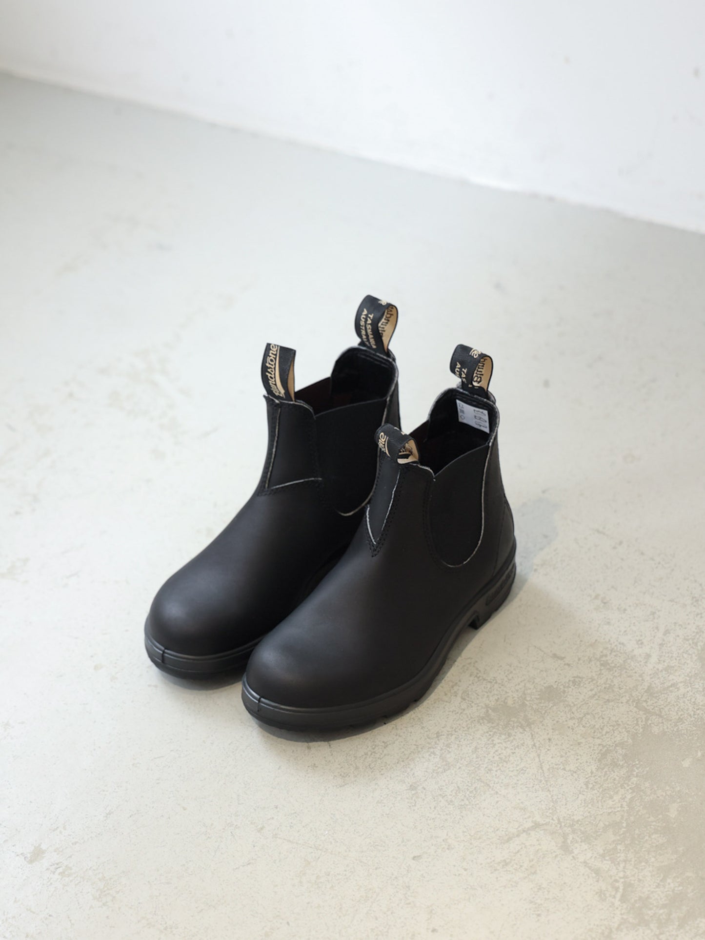 ELASTIC SIDED BOOT/BLUNDSTONE