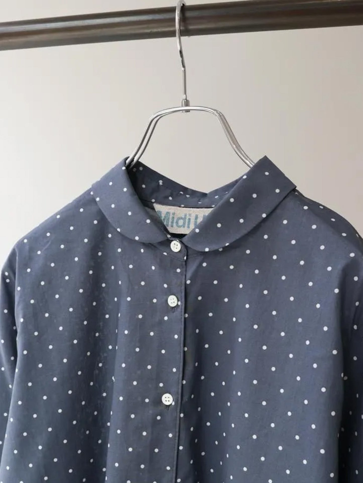 dots dutch collar shirt