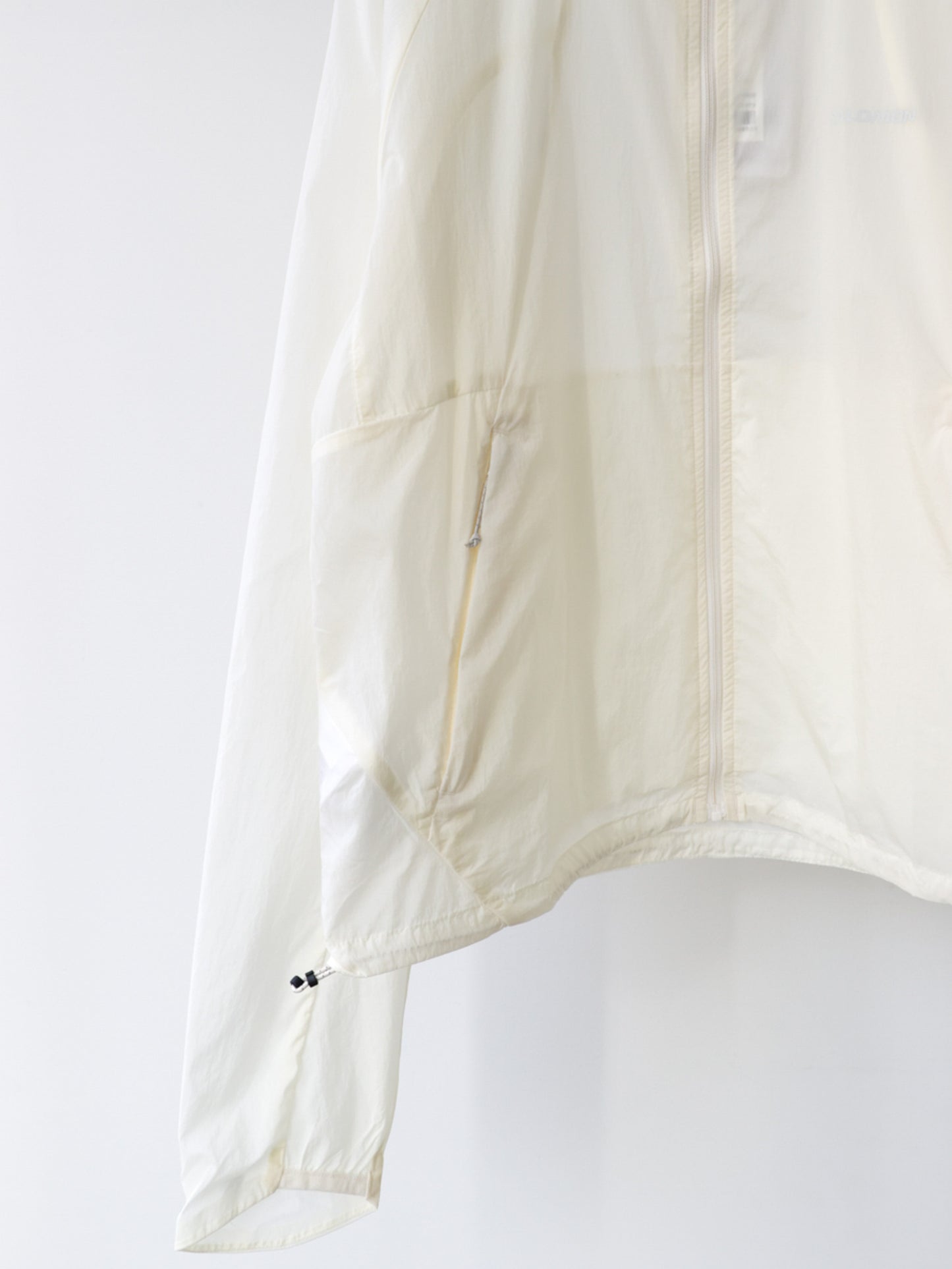 SHKout FLY JKTLC2417100 /SALOMON