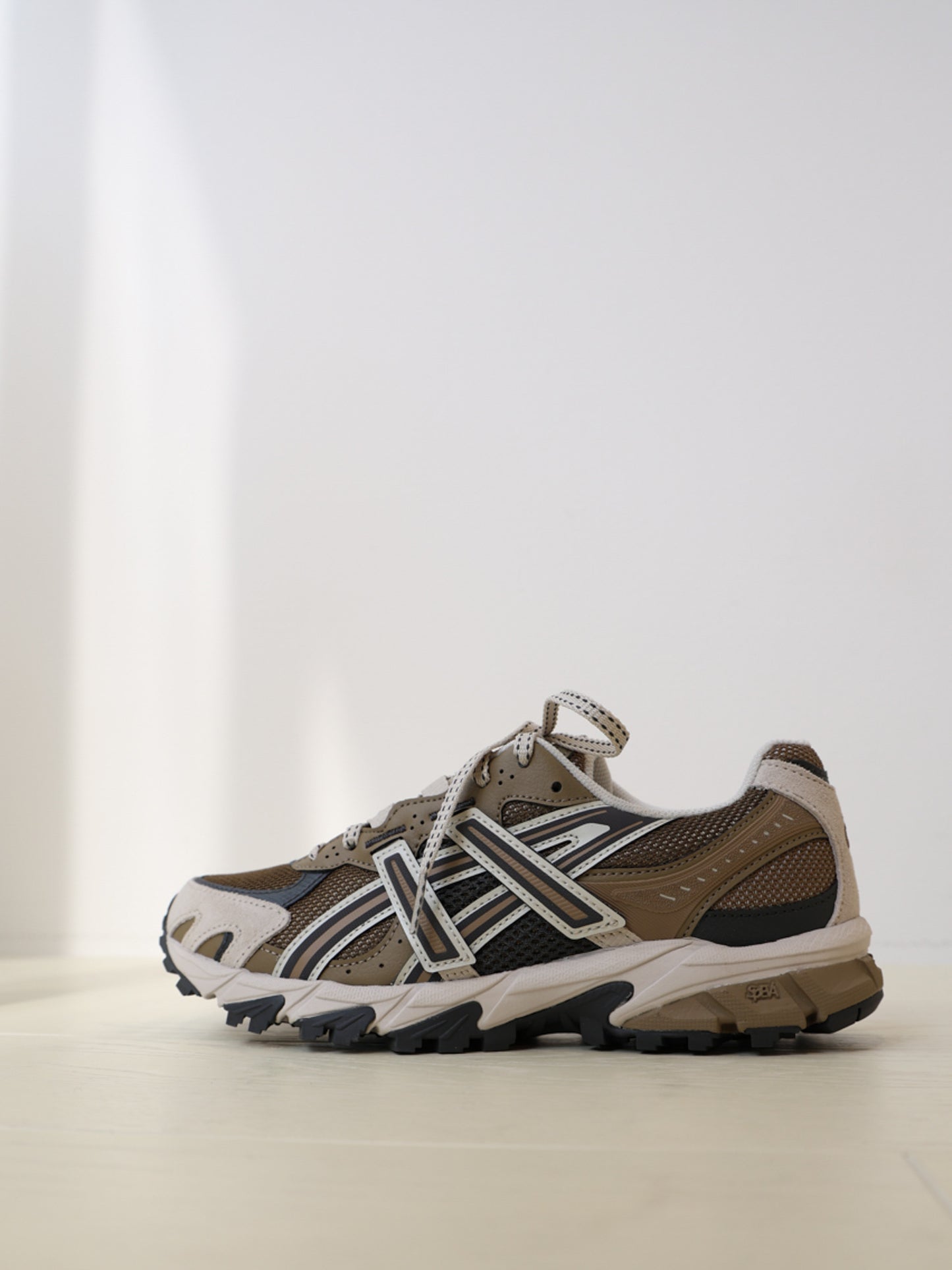 GEL-SONOMA TR62 1203A734 / asics