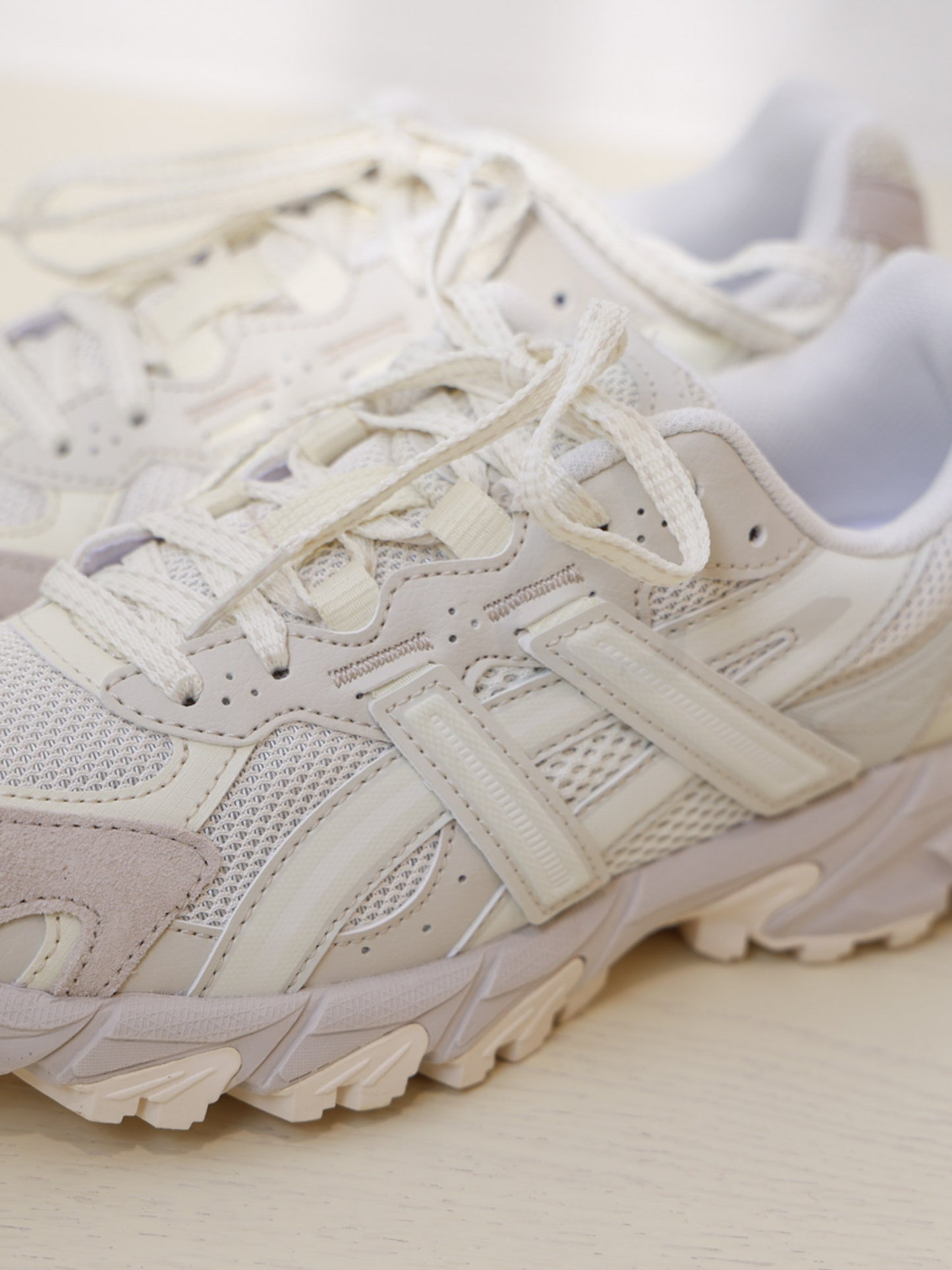 GEL-SONOMA TR62 1203A734 / asics