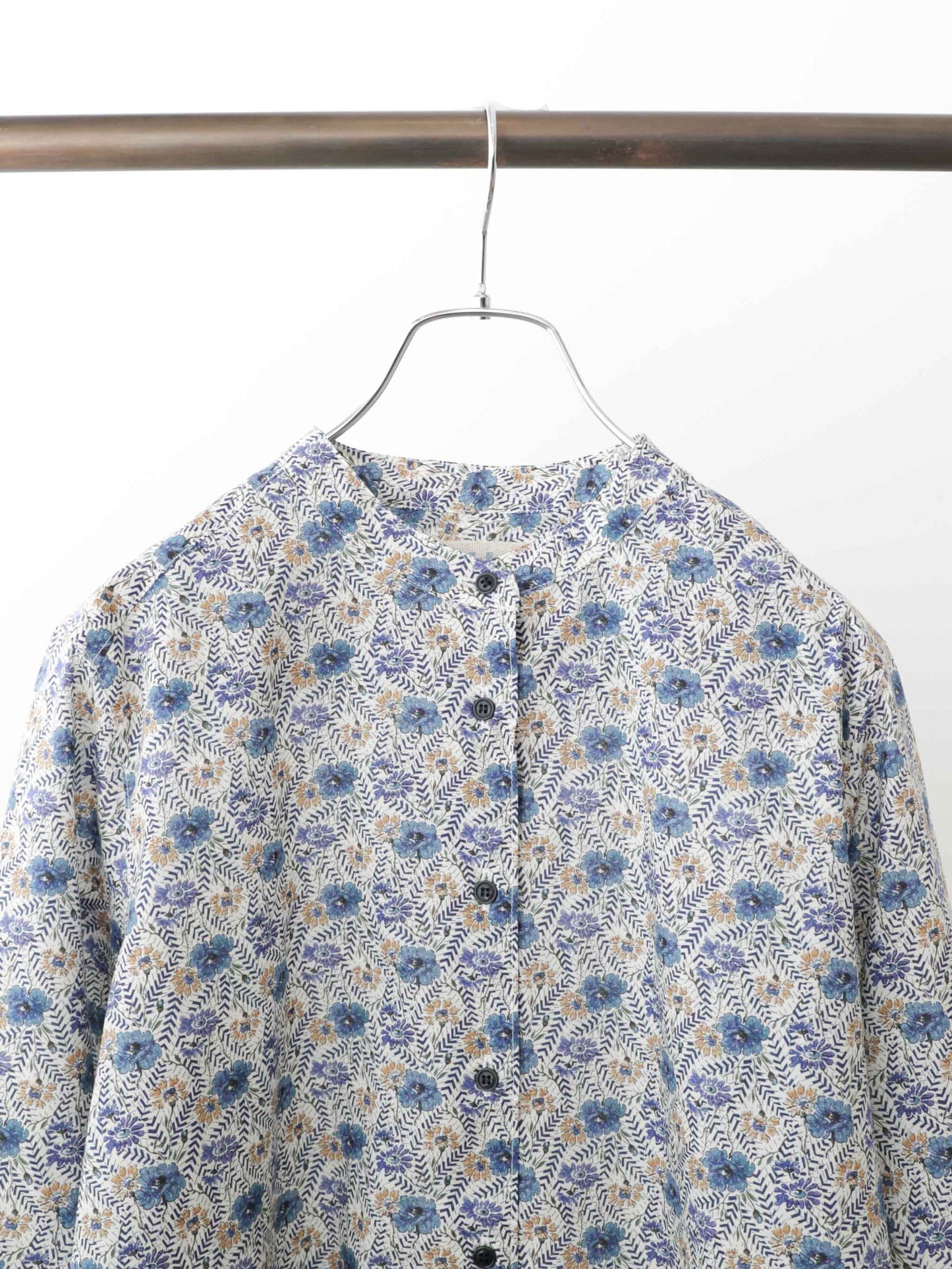 LIBERTY print shirt