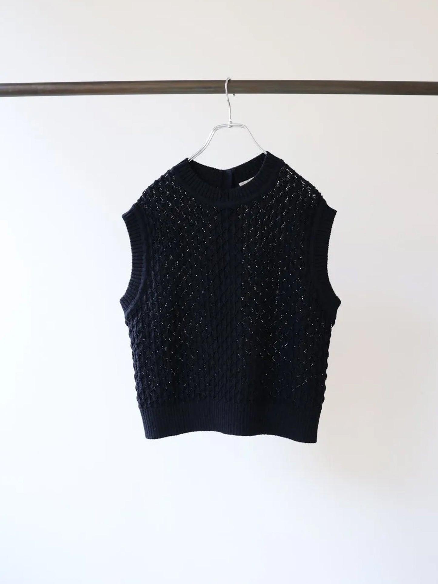 mesh knit vest