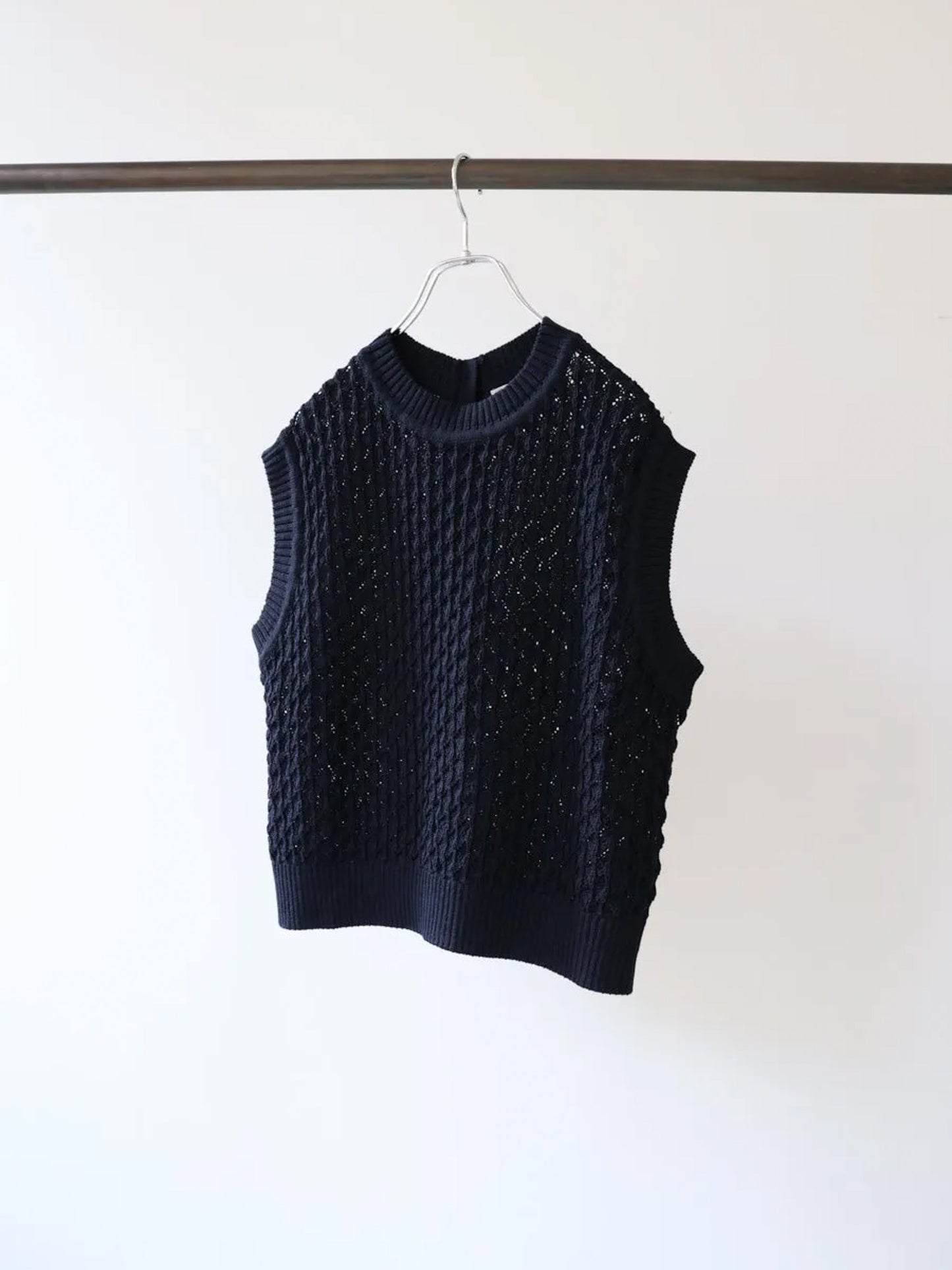 mesh knit vest
