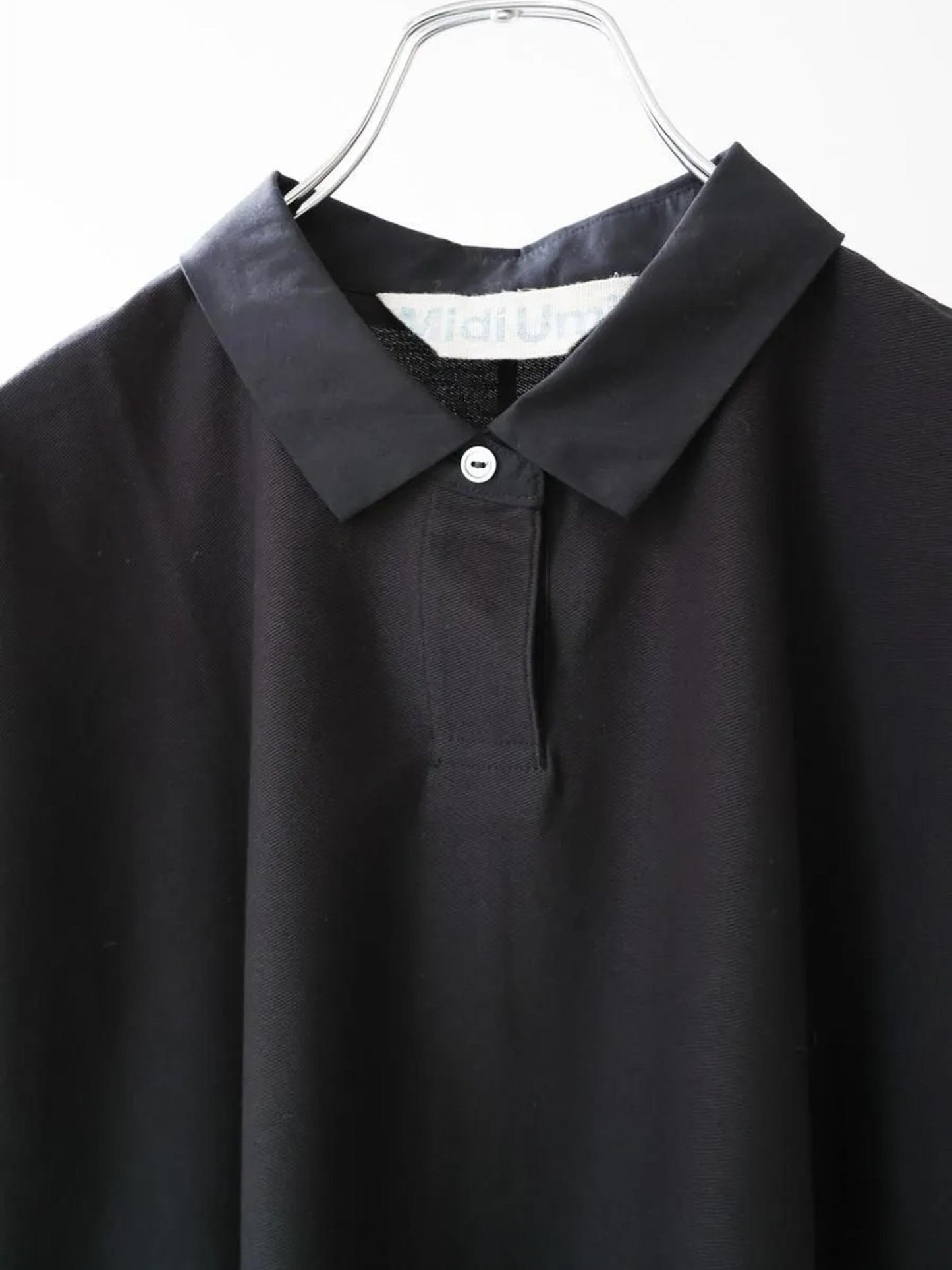 polo no sleeve pullover