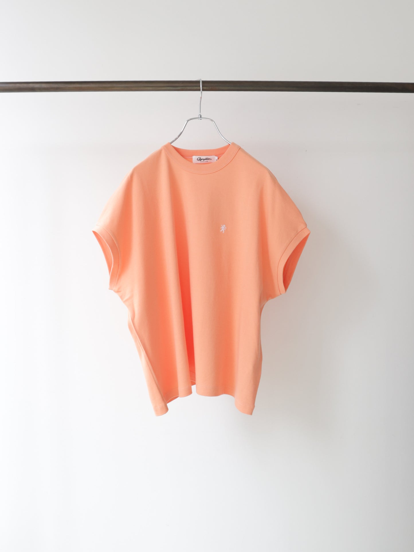 SLEEVELESS pullover GY-C0361 /GYMPHLEX