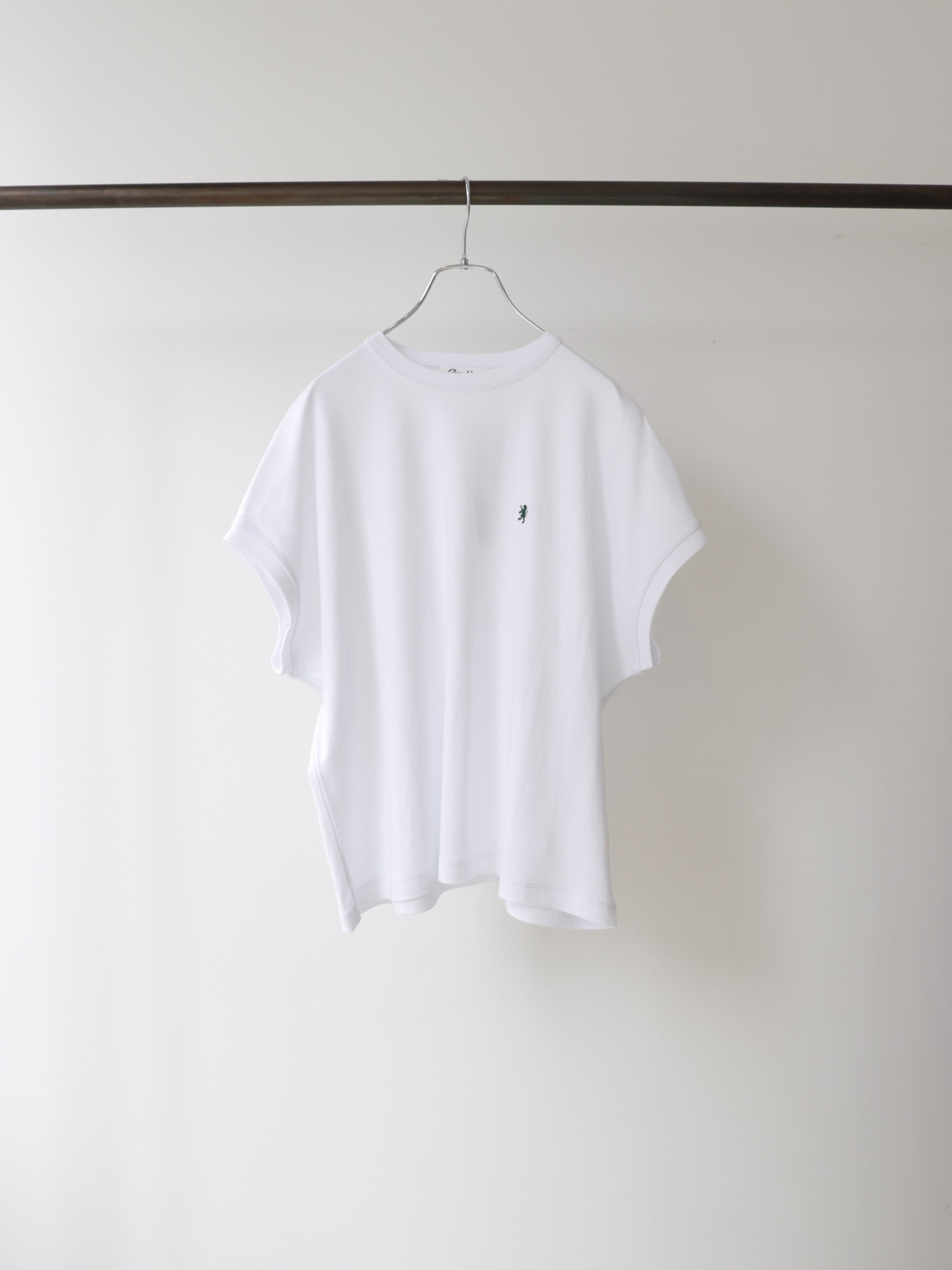 SLEEVELESS pullover GY-C0361 /GYMPHLEX