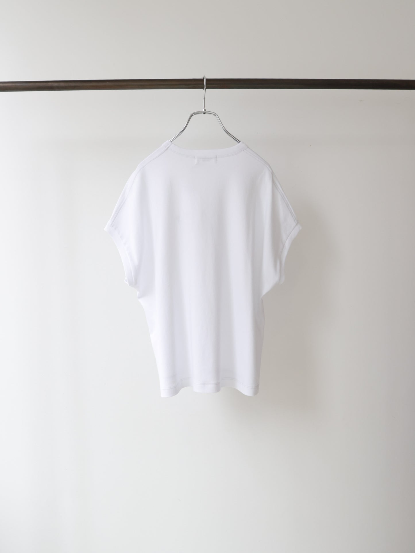 SLEEVELESS pullover GY-C0361 /GYMPHLEX