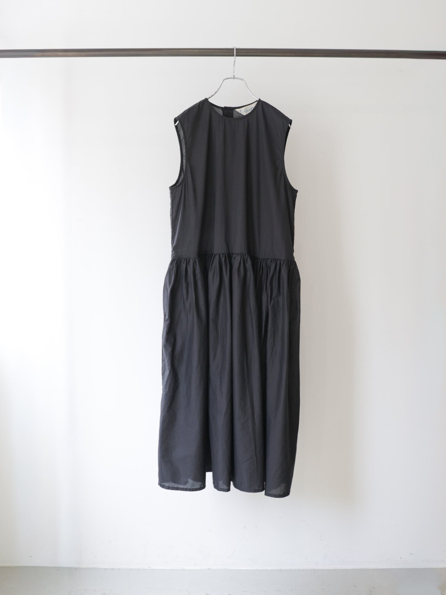 gathered no sleeve one-piece