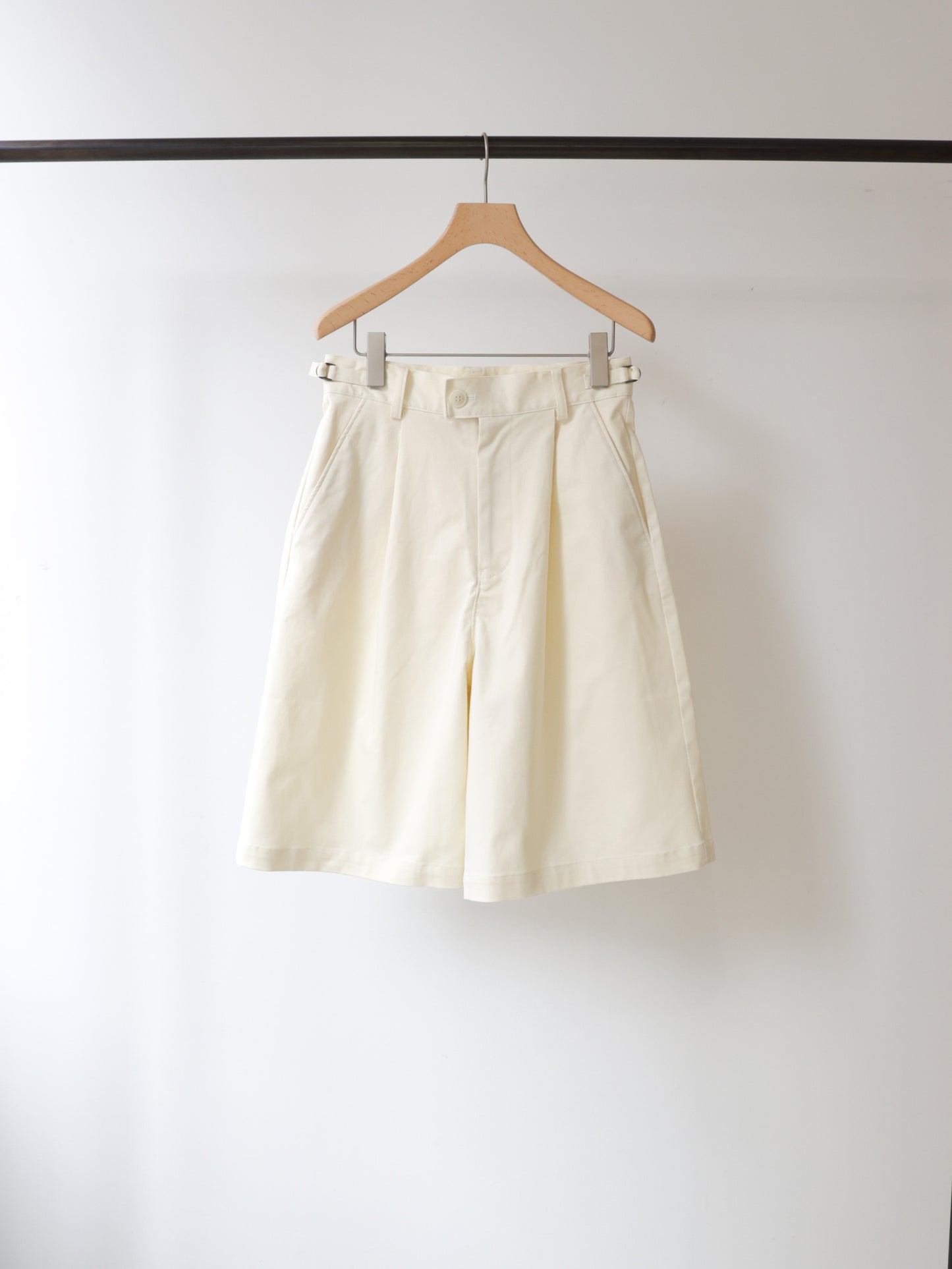 chino short pants