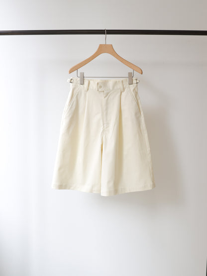 chino short pants