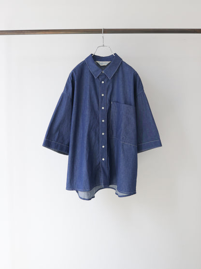 big pocket denim shirt