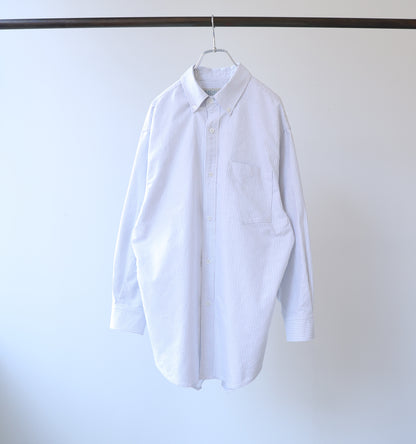 【A】button down shirt