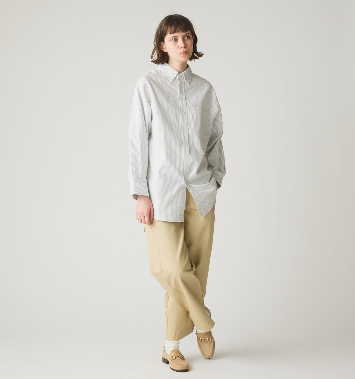 【A】button down shirt