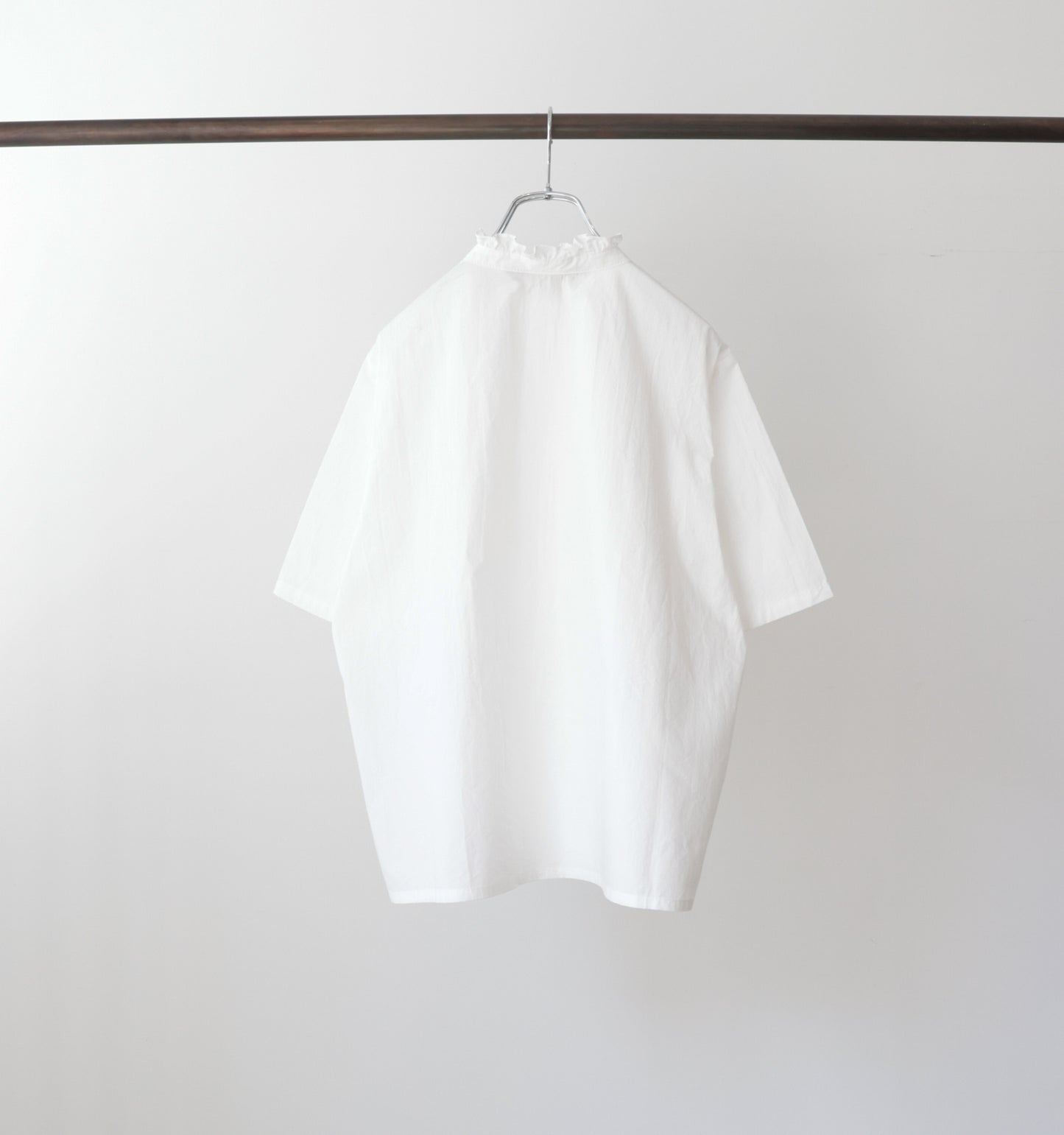 【A】half sleeve frill short shirt