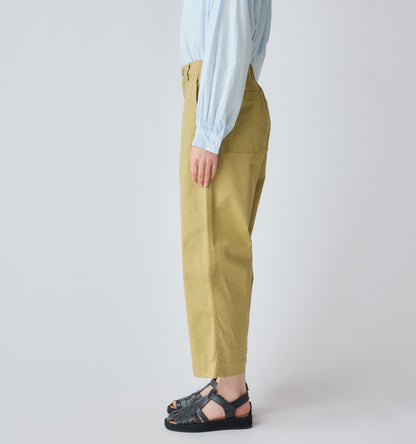 【A】straight chino pants