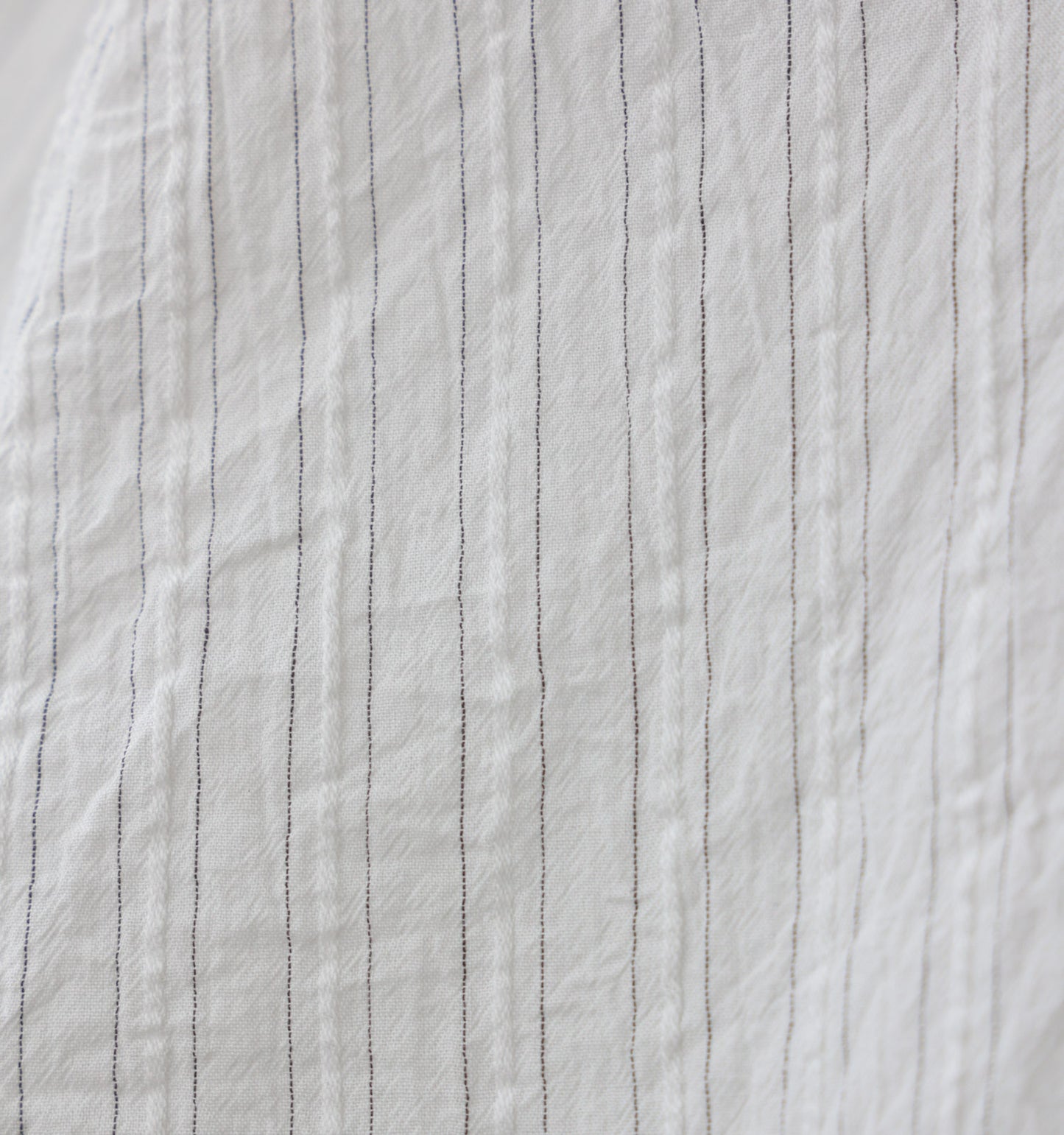 【A】sheer stripe back gather shirt