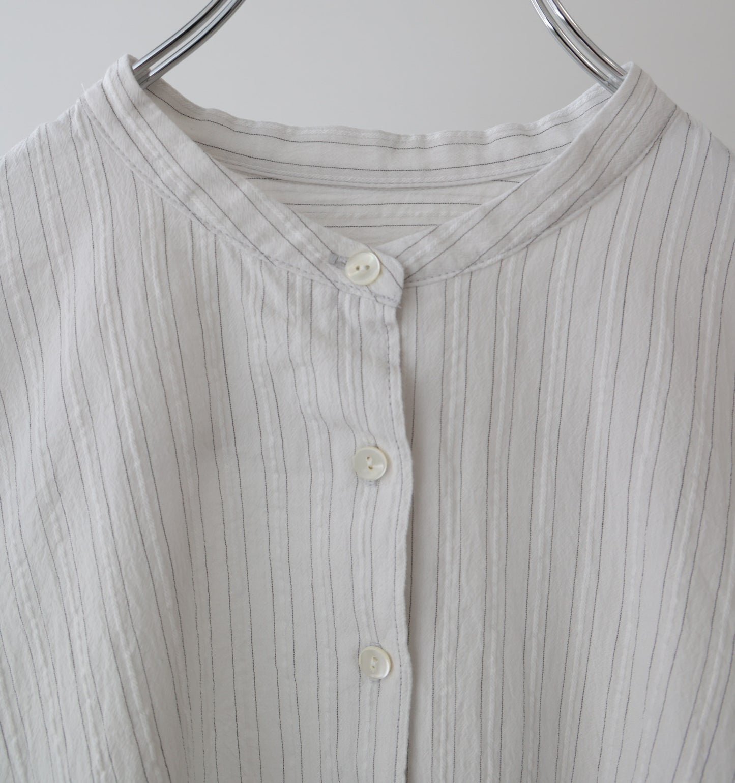 【A】sheer stripe back gather shirt