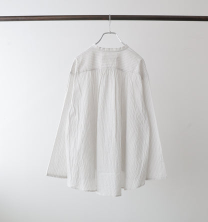【A】sheer stripe back gather shirt