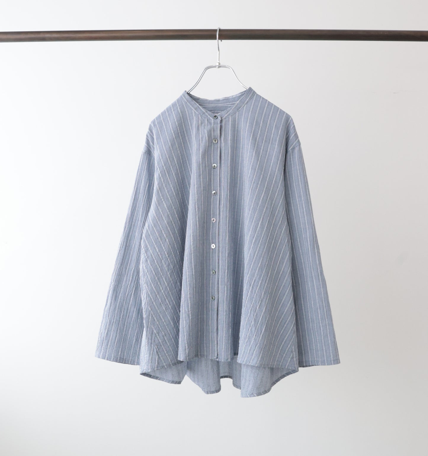 【A】sheer stripe back gather shirt