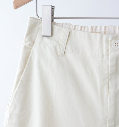 【A】straight chino pants
