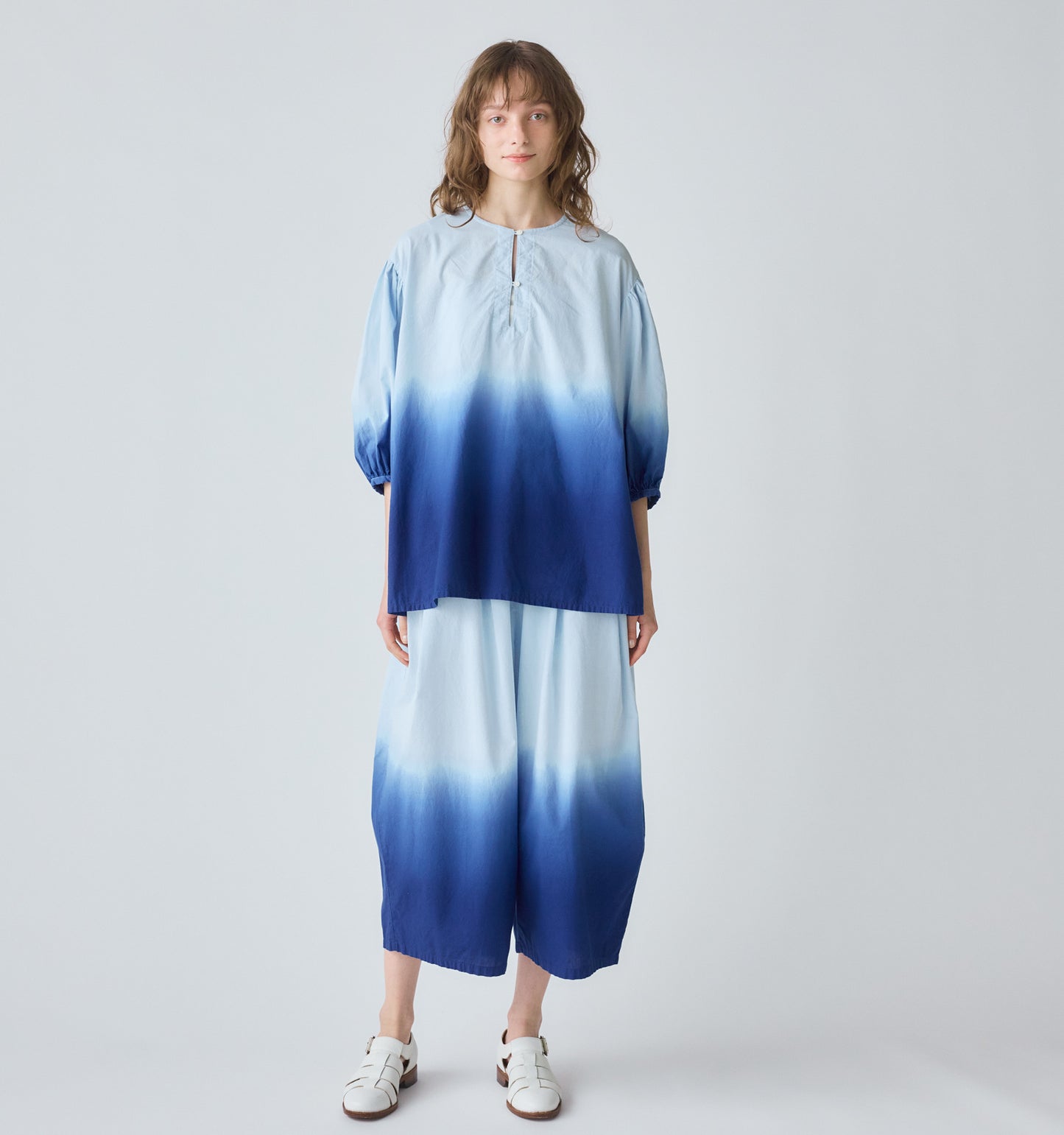 【A】gradation tuck easy pants