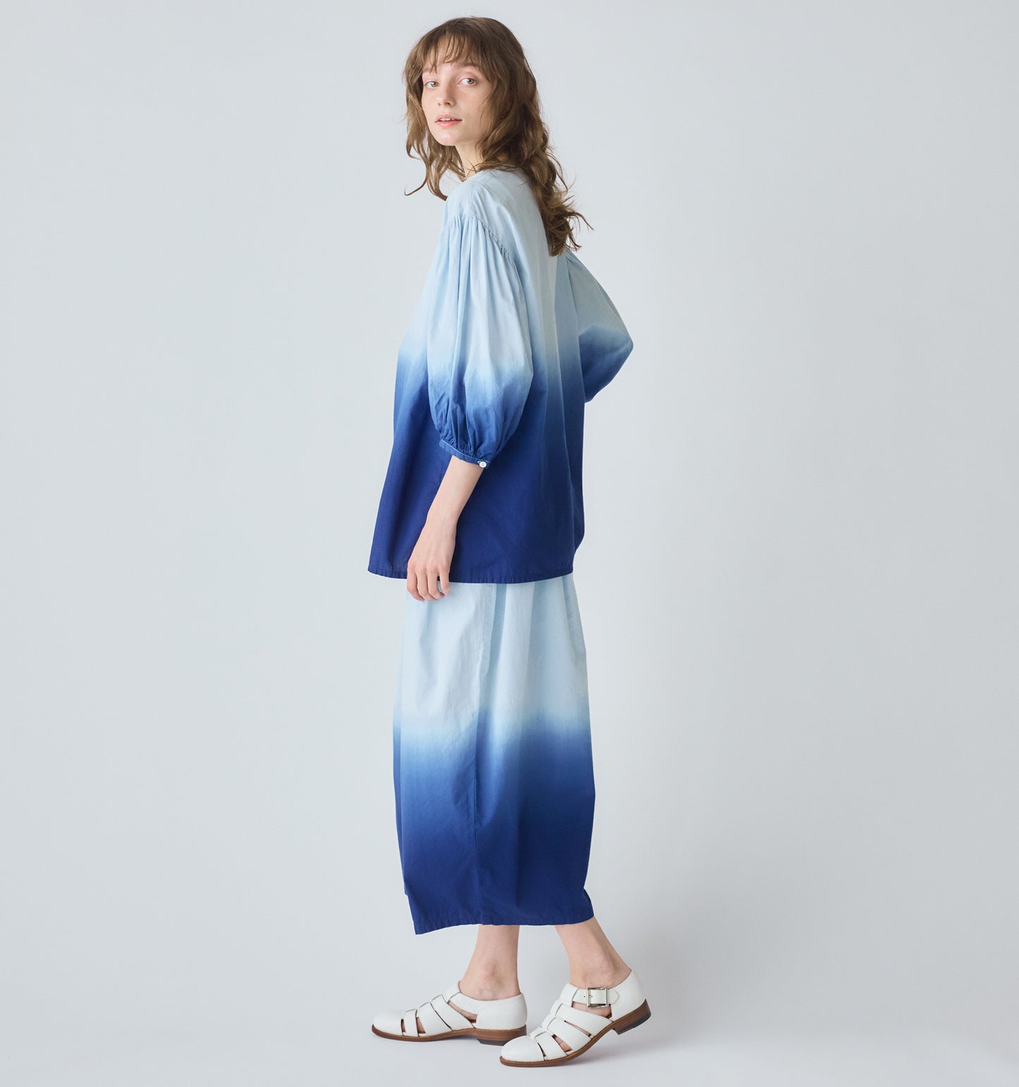 【A】gradation tuck easy pants