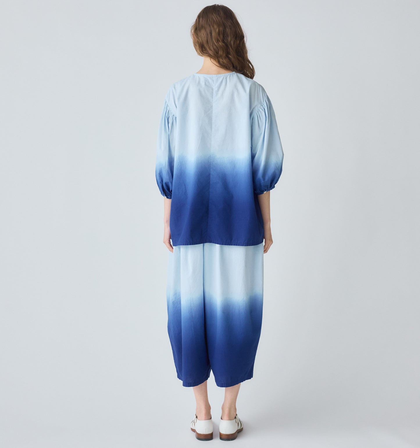 【A】gradation tuck easy pants