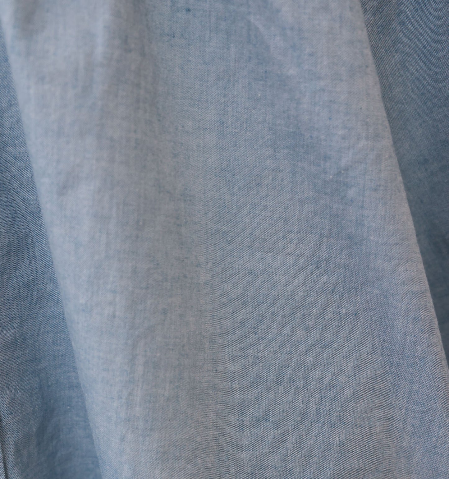 【A】chambray frill shirt