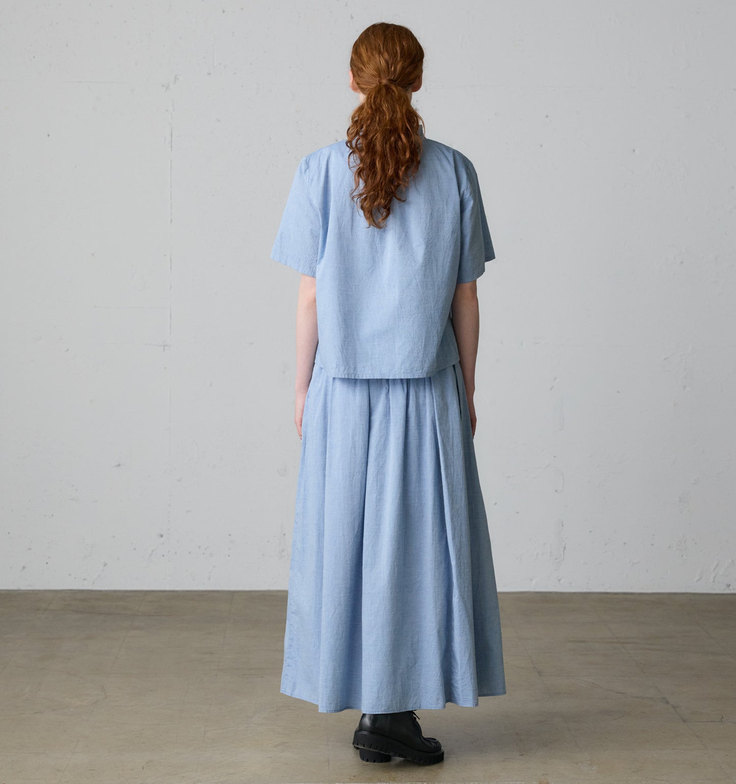 【A】chambray frill shirt